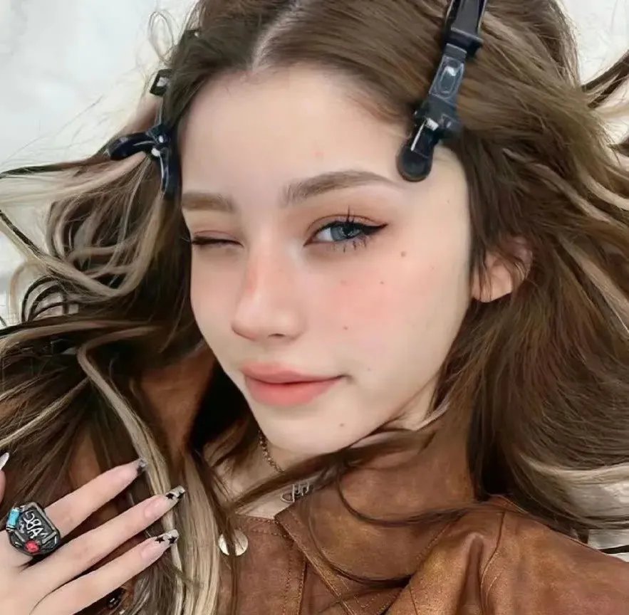 霍莉惊魂